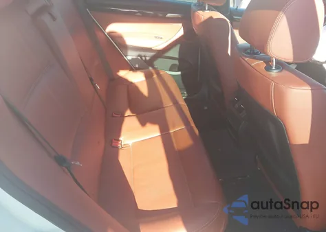 2014 BMW X3 xDrive28I z USA, uszkodzony, nr VIN 5UXWX9C59E0D37678